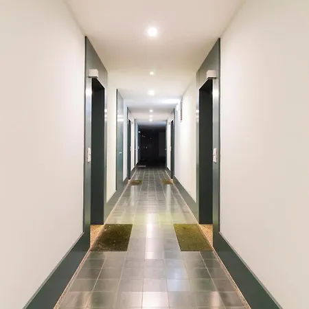 Appartement Com Varanda E Garagem Porto