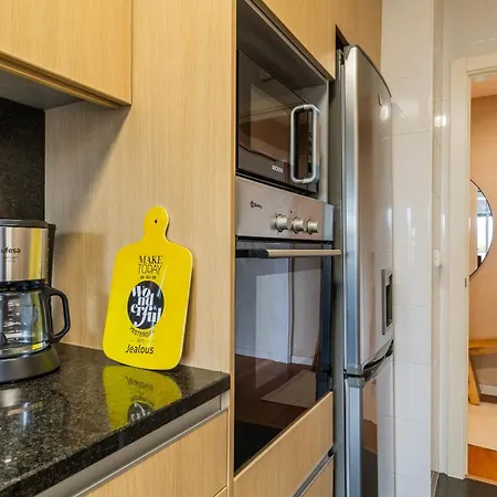 Com Varanda E Garagem Appartement
