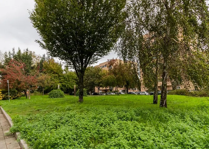 Com Varanda E Garagem Apartament Porto