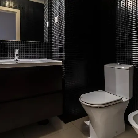 Com Varanda E Garagem Διαμέρισμα *