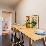 Com Varanda E Garagem Апартаменты *
